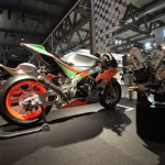 03-aprilia-rsv4-fw-gp