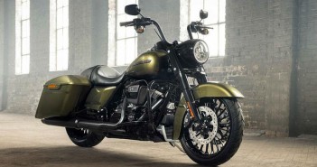 2017-Harley-Davidson Road King Special