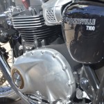 2017-Triumph-Bonneville-T100_01