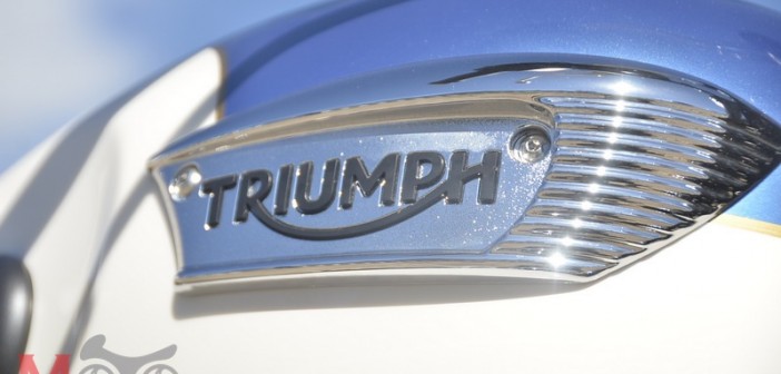 2017-Triumph-Bonneville-T100_21
