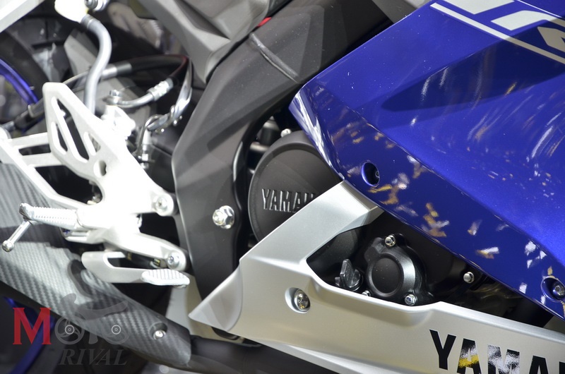 2017-Yamaha-YZF-R15-Reveal_08