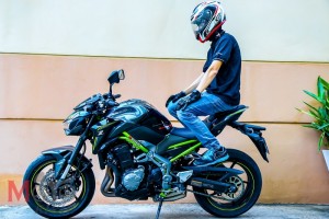Kawasaki-Z900_Riding-Position_2