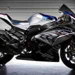 2017-BMW-HP4-Race_02