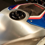 2017-BMW-HP4-Race_04