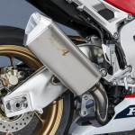 Spec-a-slip-on-exhaust-for-2017-cbr1000rr-005