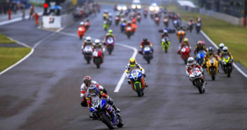 นักบิดไทยยามาฮ่าแกร่ง คว้าแชมป์อึด 2017 Suzuka 4 Hrs Yamaha-Suzuka-4Hrs