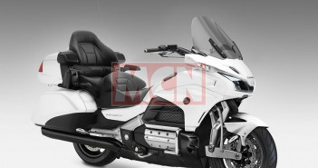 2018 Honda Goldwing จะมาพร้อมโช้กหน้ากัลล์วิงและอาจรวมถึงเครื่องยนต์ 4 สูบไฮบริดลูกใหม่ 2018-honda-goldwing-render-by-mcn01