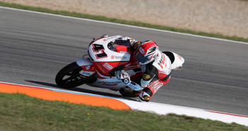 ชิพ เก็บแต้มเพิ่ม 2017 Moto3 จบที่ 14 สนาม Silverstone Chip-41
