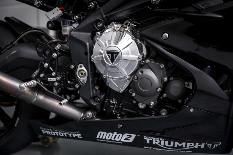 Triumph-Daytona-765-Prototype-Moto2_2