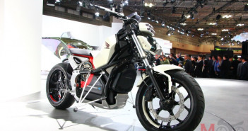 ชมตัวจริง Honda Riding Assist-e Concept มอไซค์ทรงตัวเดินได้เอง จากงาน TMS2017 Honda_riding_TMS2017_26