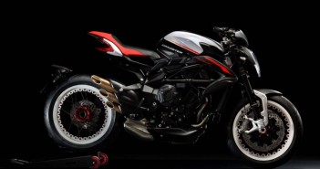 2018-MV-Agusta-Brutale-Dragster-800-Euro4-07