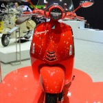 Vespa-946-Red-TIME2017_01