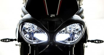 2018-triumph-speed-triple