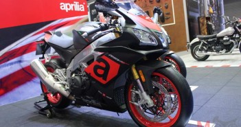 Aprilia RSV4 เตรียมกลับลง WSBK อีกครั้งในรอบ 2 ปี 2017-Aprilia-RSV4_03