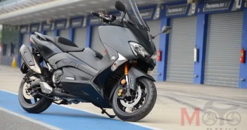 หลุดข้อมูล All-New Yamaha Tmax เตรียมปรับอัพ cc เครื่อง เปิดตัวปลายปีนี้ EICMA Show 2019 2017-Yamaha-Tmax-SX