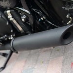 Review-Triumph-Bonneville-Bobber-Black_23