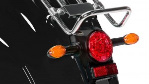 2018-govecs-schwalbe-ev-moped-bike01