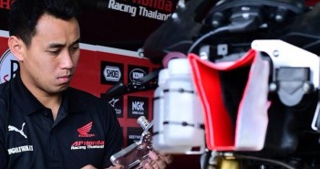 2018-thailand-honda-racing-mechanic-suzuka-01