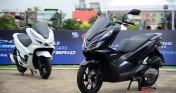 Review-Honda-PCX-Hybrid (3)