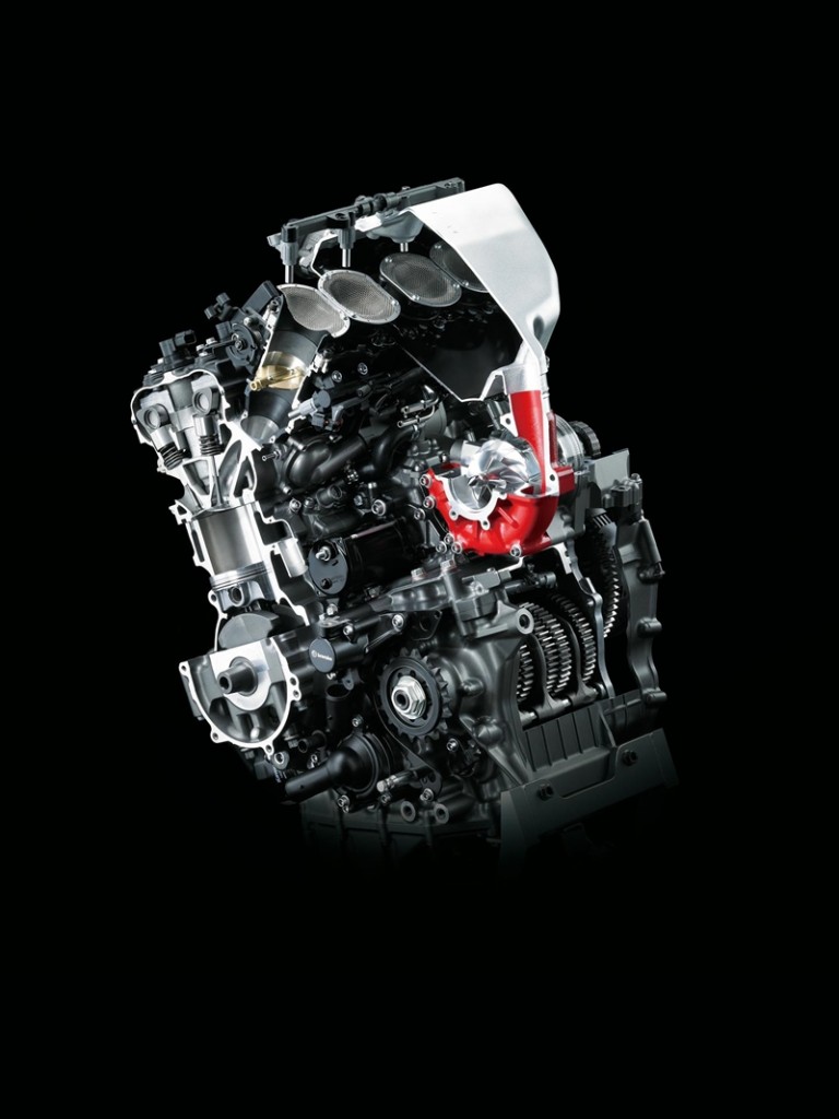 2019-kawasaki-h2-engine-01