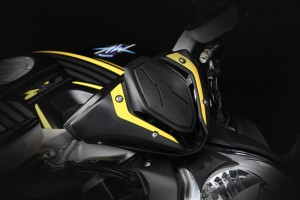2018-MV-agusta-dragster800rr-pirelli-edition-04