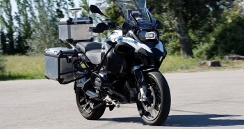 bmw-r1200gs-self-riding-on-test-03