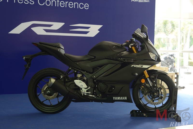 2019-Yamaha-YZF-R6_12