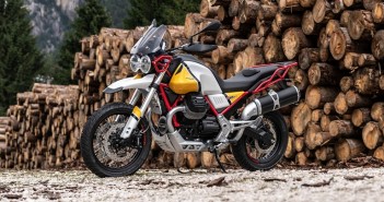 2019-motoguzzi-v85tt-05