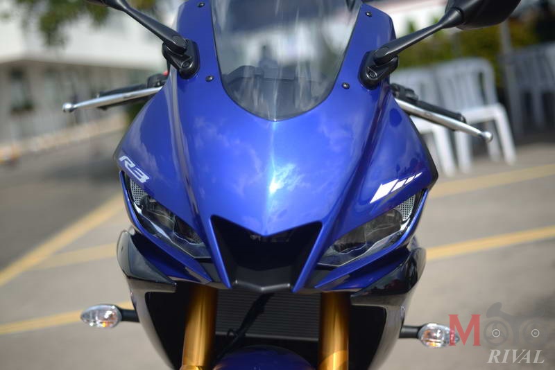 Review-2019-Yamaha-YZF-R3_01