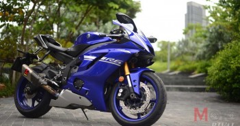 รีวิว Yamaha YZF-R6 ซุปเปอร์สปอร์ตหน้าหล่อยอดนิยม ในช่วงที่เทรนด์ Supersport Bike กำลังมา Yamaha-YZF-R6_Cover
