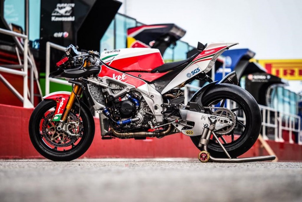 2018-Milwaukee-Aprilia-rsv4-wsbk-spec-for-sale-01