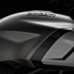 2019-Ducati-Diavel-1260-S-08