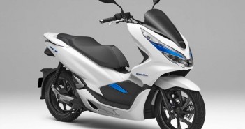 วงในชี้ พิษเศรษฐกิจทำงานเปิดตัว New Honda PCX EV ดีเลย์ คาดเลื่อนเป็นต้นปีหน้า ไม่เกินเดือนมีนาคม 2019-honda-pcx-ev-studio-01