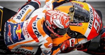 Marquez โพล ก่อนล้ม 2018 MalaysianGP โดวิ ล้ม Zarco และ VR46 ขนาบข้างออกแถวหน้า 93-Marquez-2018-MalaysianGP