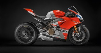 Ducati Panigale V4 S Corse