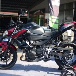 2019 Kawasaki-Z400_01