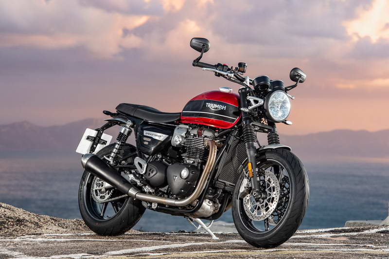 Review-2019-Triumph-Speed-Twin-Cover_1