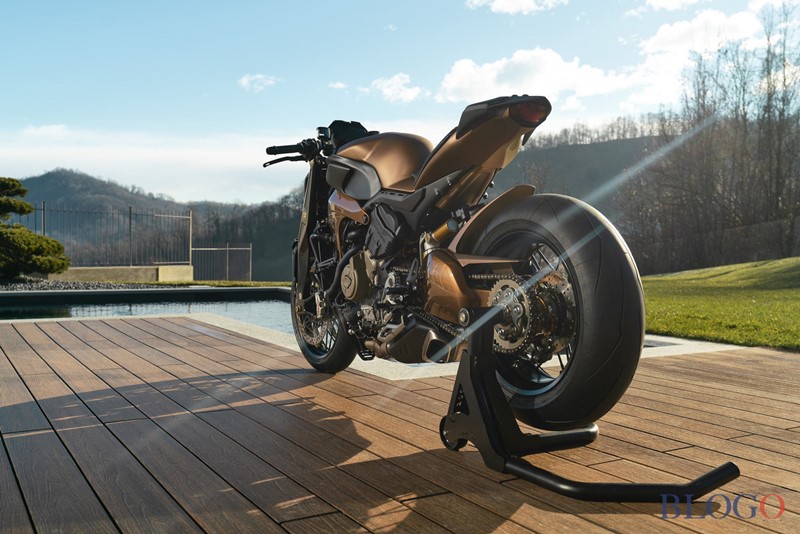 V4 penta ducati deals
