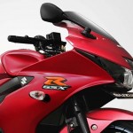 2019-suzuki-gsx-r150-matte-red-02