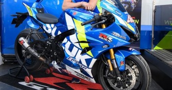 เปิดตัว 2019 #Suzuki #GSXR1000R “Texas Edition” เวอร์ชันพิเศษฉลองชัยชนะ Alex Rins ในศึก #AmericasGP 2019 2019-suzuki-gsx-r1000r-texas-edition-02