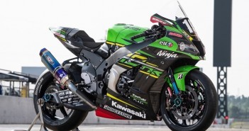 2019-kawasaki-suzuka8hrs-team-02