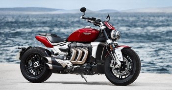 “Triumph Motorcycles” คว้า 3 รางวัลรถจักรยานยนต์ยอดเยี่ยมแห่งปี 2565 Triumph Rocket III R