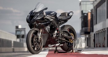 Triumph Daytona 765 Moto2