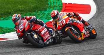 Dovi รับช็อคเห็น Marquez ต่อสัญญากับ Honda รวดเดียว 4 ปี 2019motogp-austriagp-marquez-dovizioso-01