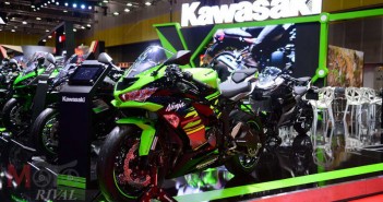 คาวา เอาใจสาวก Team Green ผู้ซื้อรถตระกูล ZX รับพรีเมี่ยมเซ็ท ฉลองแชมป์โลก WSBK 5 ปีซ้อน Kawasaki-ZX-6R-BIG2019