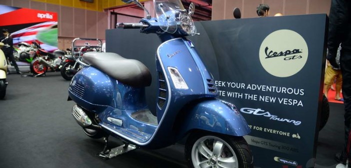 Vespa GTS300-Touring-BIG2019