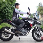 Review-Benelli-TRK251_Ride-Position_1