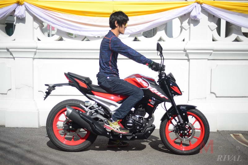 Review-GPX-Raptor-180-Riding-Position_1