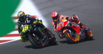 Marquez เผย “ผมไม่รู้ว่า Rossi ตั้งใจจะทำอะไร, กับการแซงแบบนั้นใน Q2” marquez-nearly-clash-rossi-sanmarinogp2019-01
