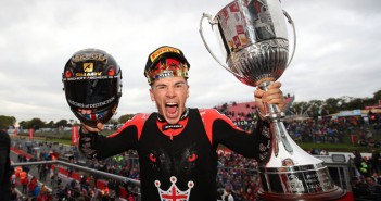 Scott Redding คว้าแชมป์ 2019 BSB ก่อนมาควบ V4R ลุยศึก WSBK ปีหน้า แทนที่ Bautista Redding-2019-BSB-Title